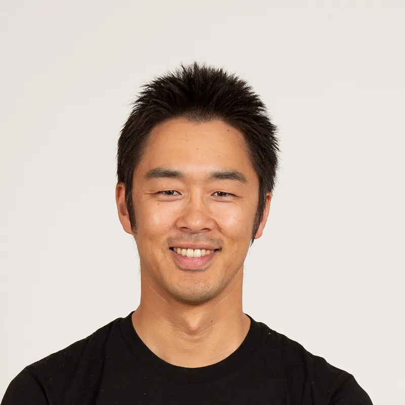 半田 康之